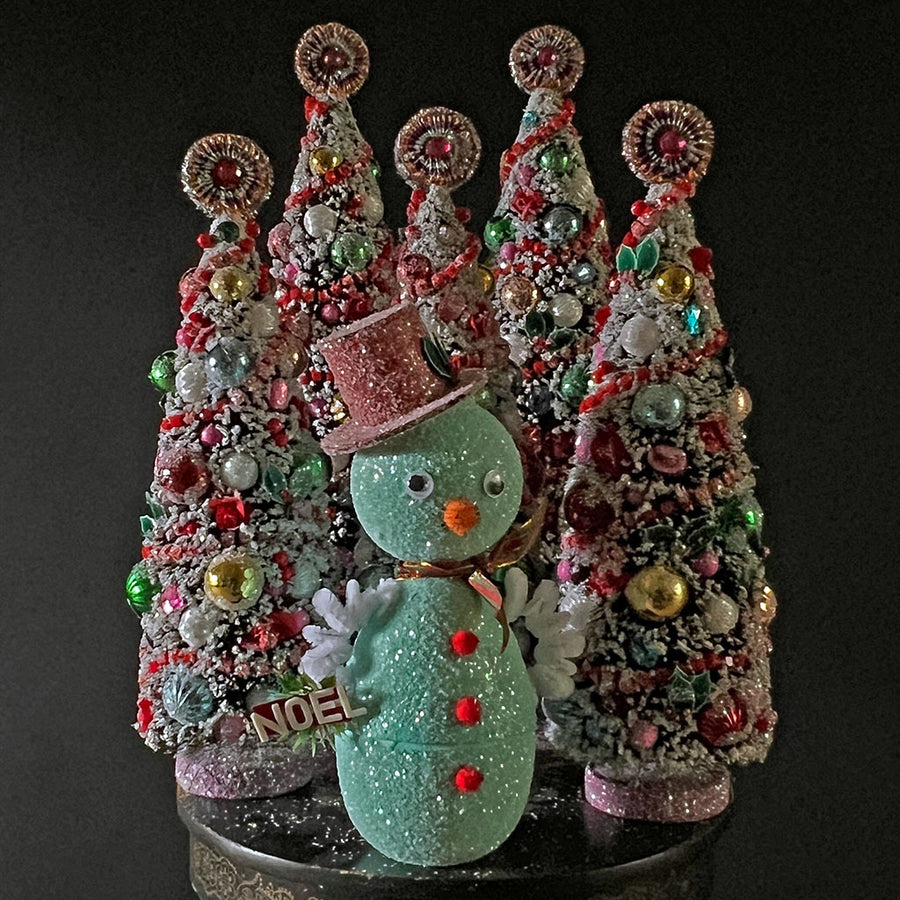 Deluxe Holiday Bristle Tree with Garland: Large