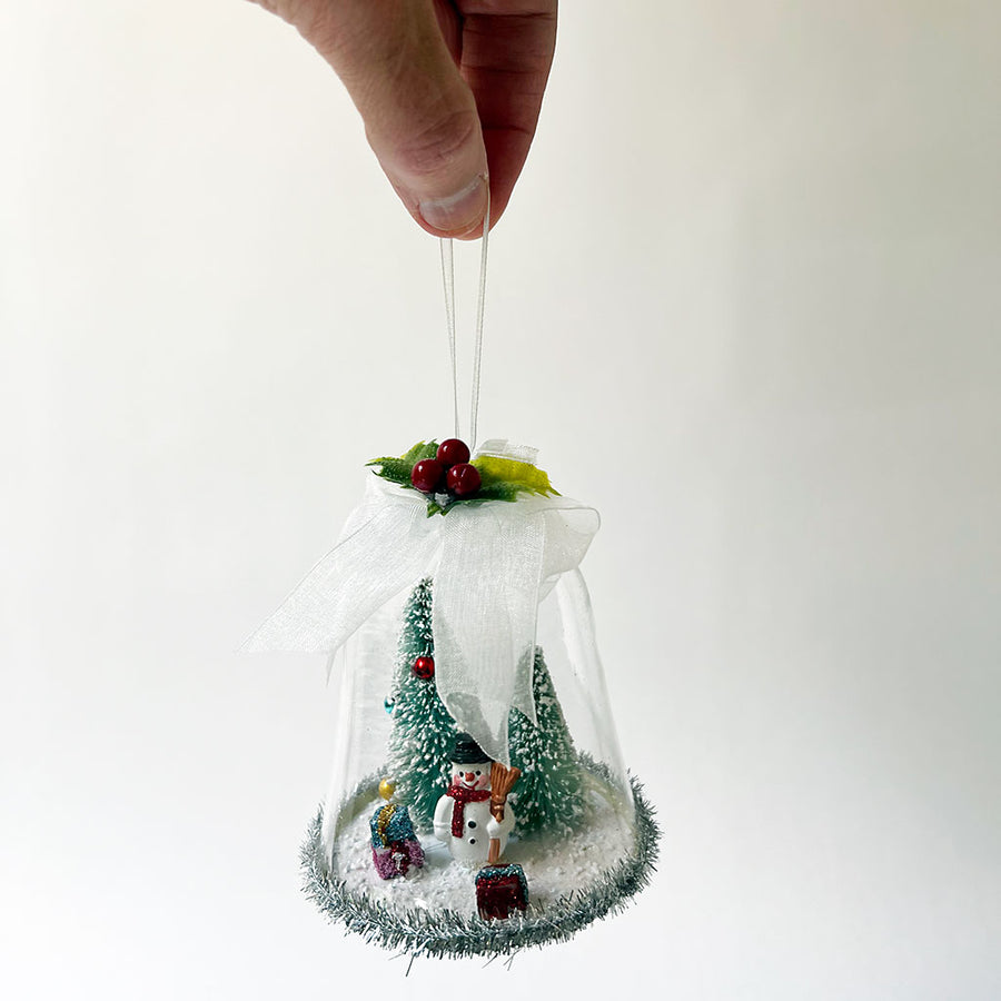 Glass Dome Winter Wonderland with Snowman Ornament