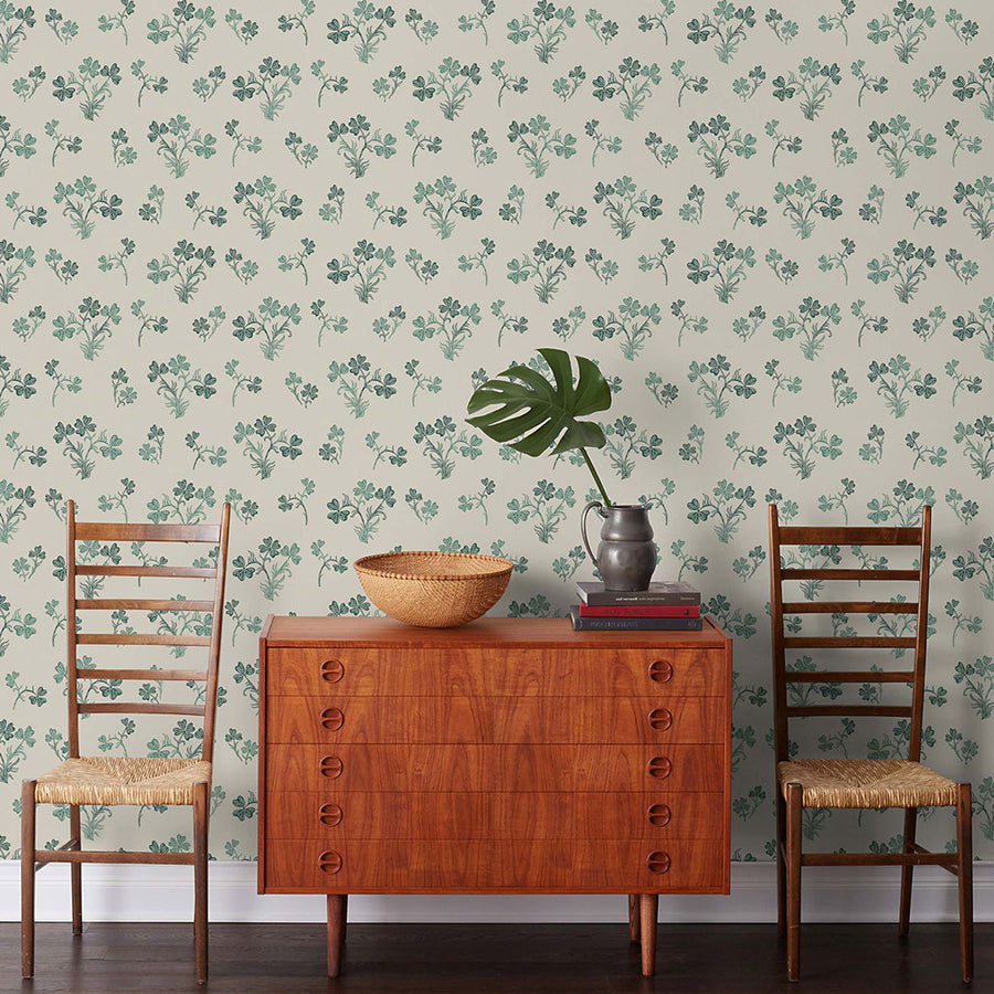 Lucky (French Gray) Wallpaper