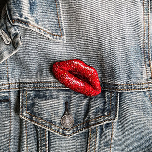 Starlet Lips Embroidered Pin by PATCH NYC x Trovelore