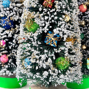 Retro Holiday Bristle Tree: Green Base Large