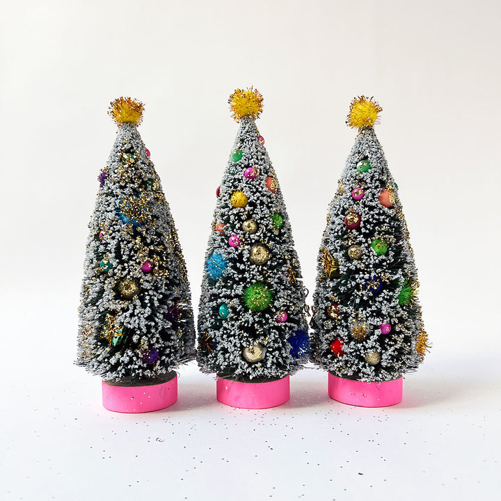 Retro Holiday Bristle Tree: Pink Base Medium