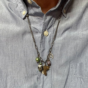 Treasure Necklace: Fairytale Shoe House (625G)